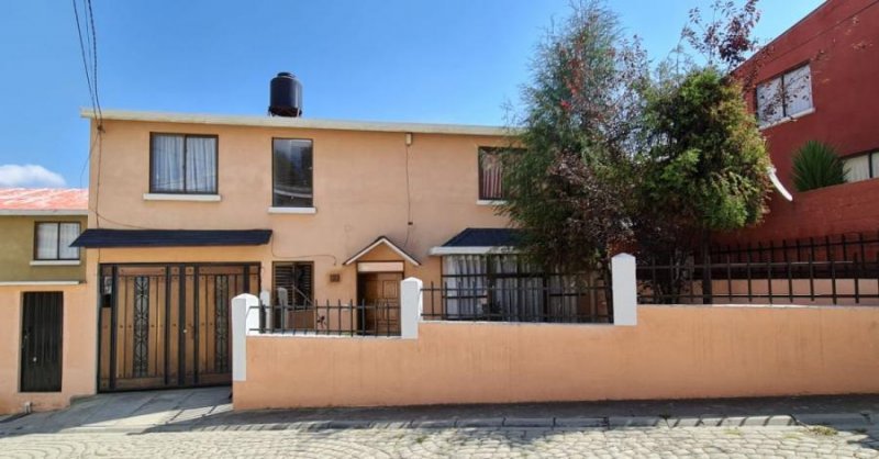 Casa en Venta en Achumani La Paz, La Paz