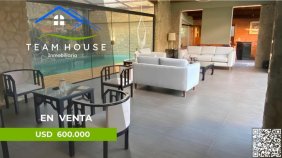 ACHUMANI - PAMIRPAMPA, residencia de lujo con piscina y áreas exclusivas en venta
