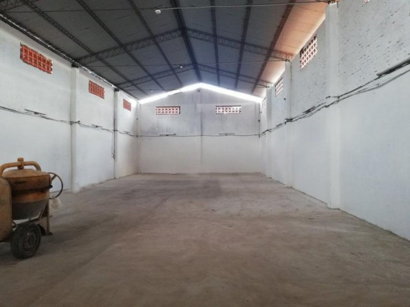 Foto Deposito en Alquiler en NORTE, Santa Cruz de la Sierra, Santa Cruz - U$D 1.100 - DPA4630 - BienesOnLine