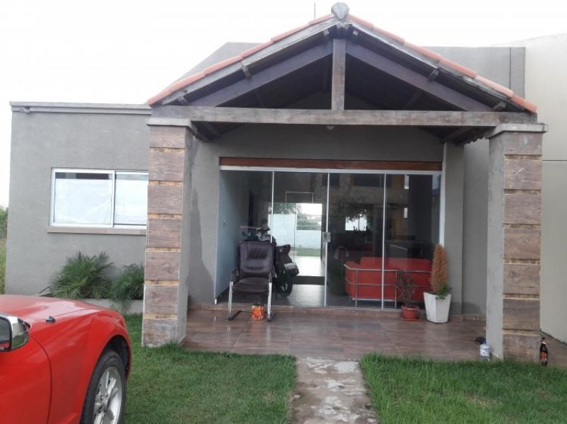 Foto Casa en Alquiler en Santa Cruz de la Sierra, Santa Cruz - U$D 250 - CAA2589 - BienesOnLine