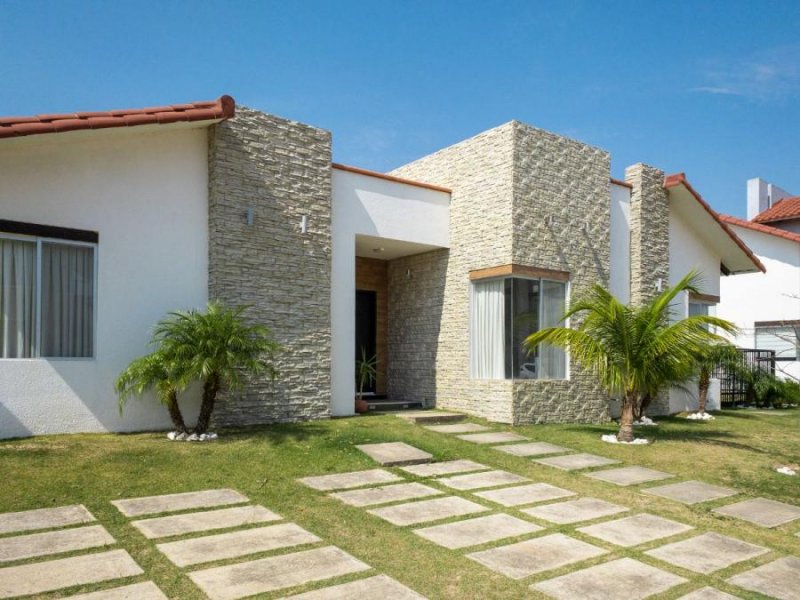 Casa en Venta en URUBO Santa Cruz de la Sierra, Santa Cruz