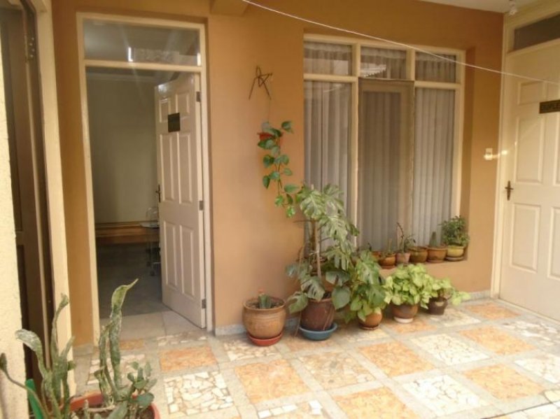 Foto Casa en Alquiler en Cochabamba, Cochabamba - U$D 160 - CAA674 - BienesOnLine