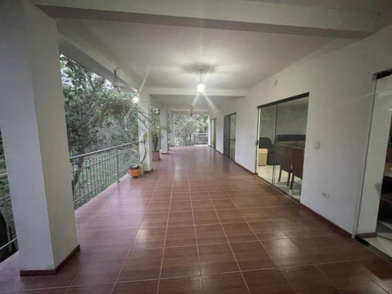 Foto Casa en Venta en Doble vía La Guardia, Santa Cruz de la Sierra, Santa Cruz - U$D 480.000 - CAV6634 - BienesOnLine