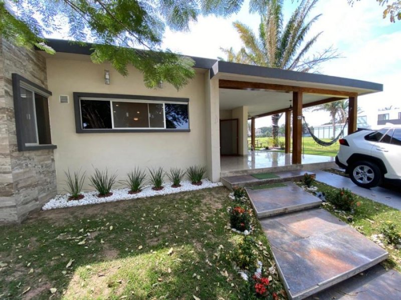 Foto Casa en Venta en valle sanchez, Valle Sánchez, Santa Cruz - U$D 235.000 - CAV7048 - BienesOnLine