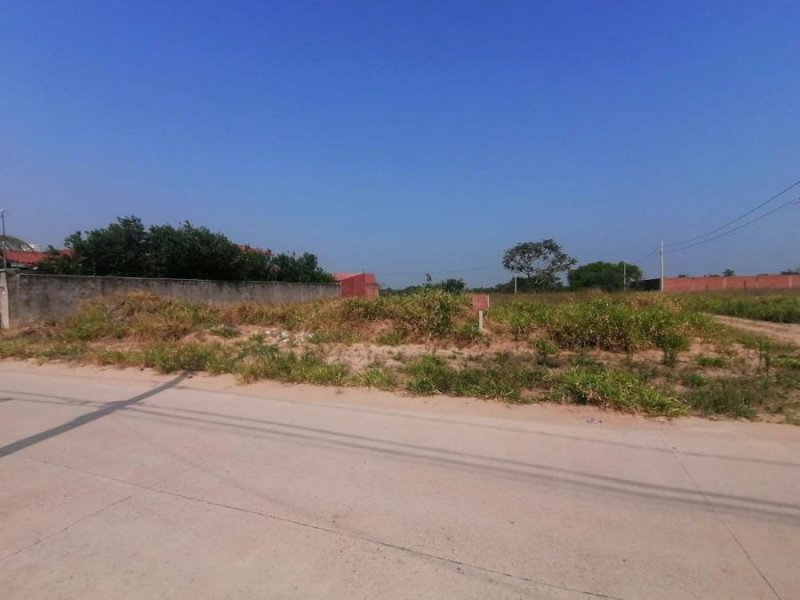 Terreno en Venta en El mirador de akualand Santa Cruz de la Sierra, Santa Cruz