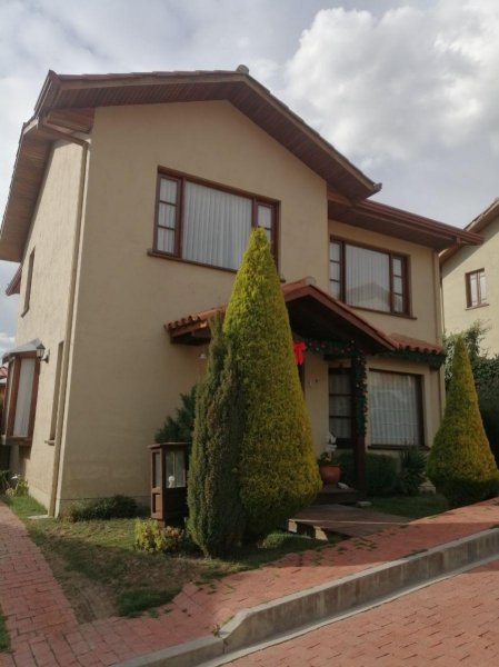 Casa en Venta en Achumani La Paz, La Paz