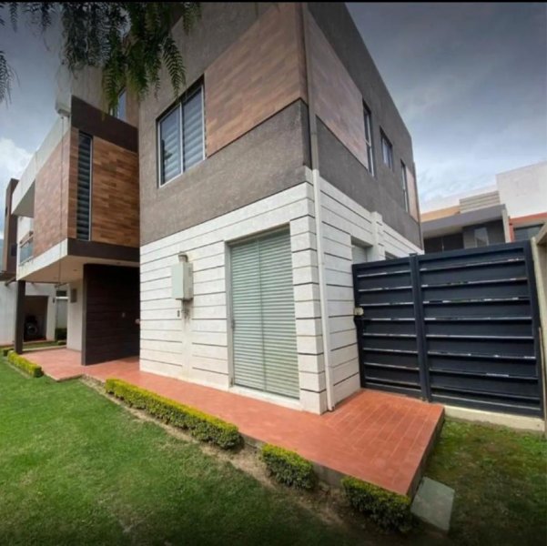 Casa en Venta en Tiquipaya Tiquipaya, Cochabamba