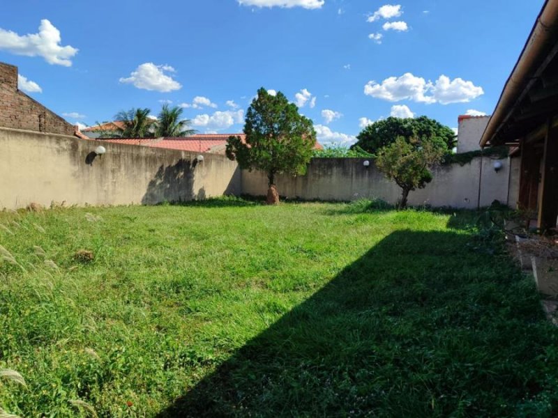 Terreno en Venta en Urbanización El Trapiche Santa Cruz de la Sierra, Santa Cruz