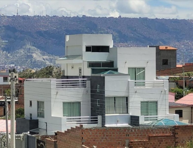 Casa en Venta en Lomas De Achumani La Paz, La Paz